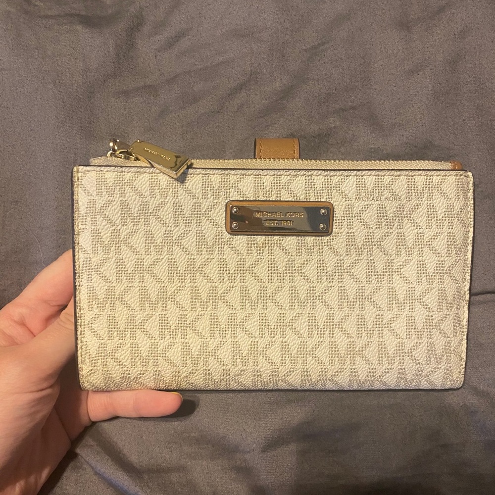 Michael Kors wallet
